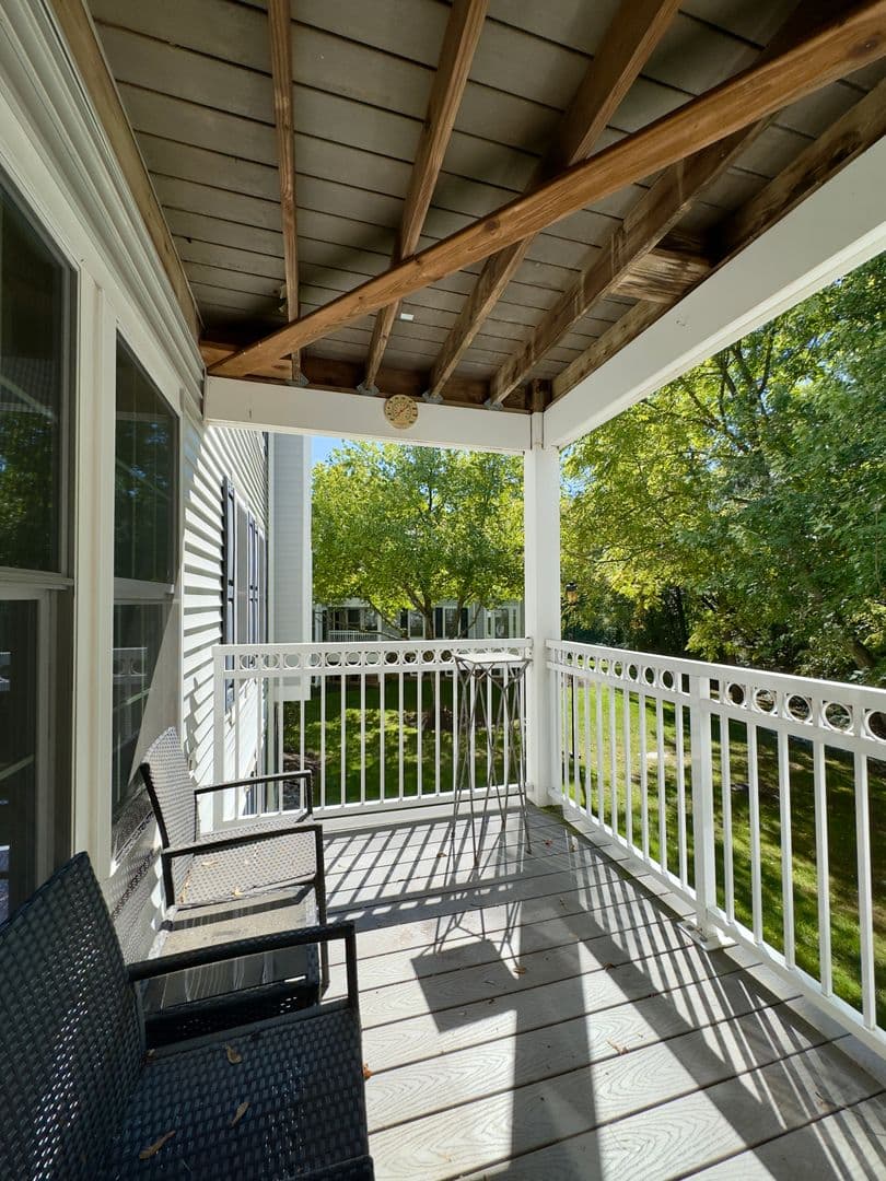 Pikesville Condo: 1458 Greenbriar Cr