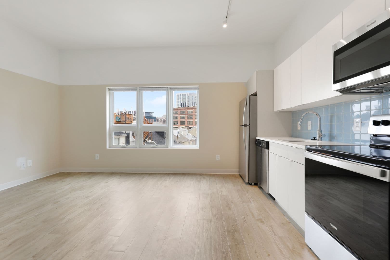 Baltimore Apartment: 906 Trinity Street