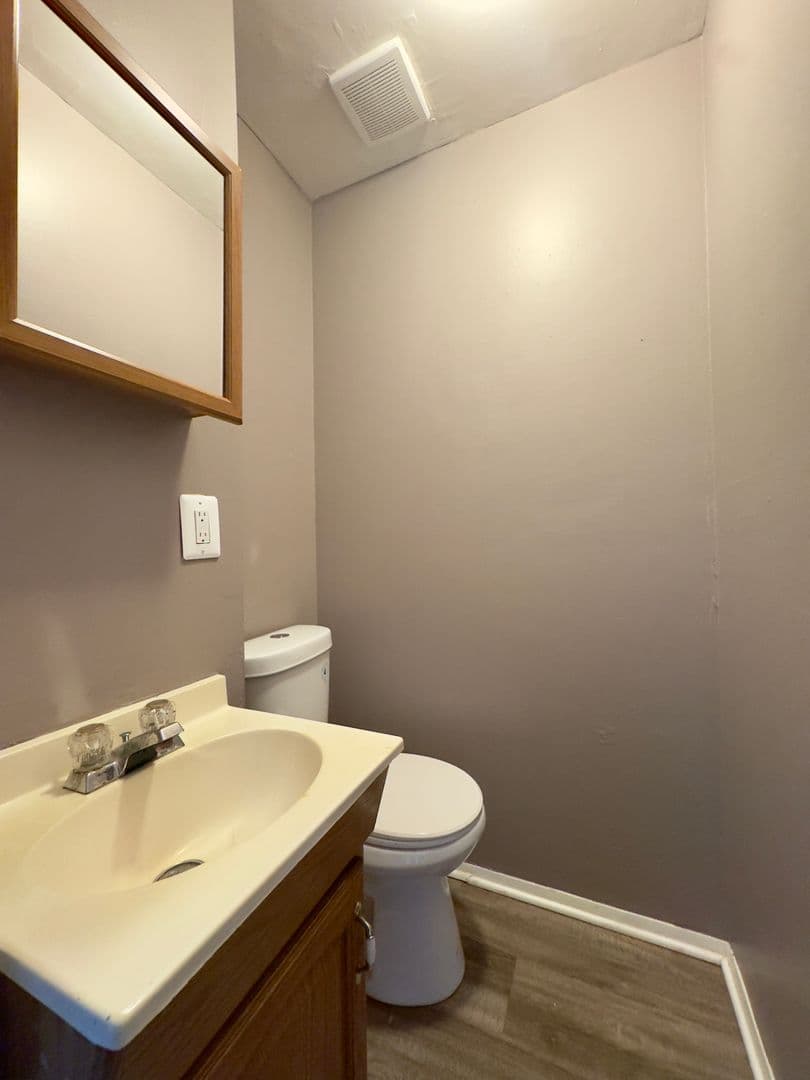 Edgewood Townhome: 1830 Eloise Ln