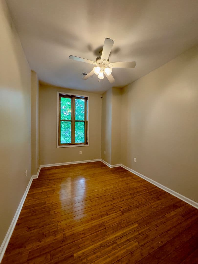 Baltimore Apartment: 2401 Brookfield Ave
