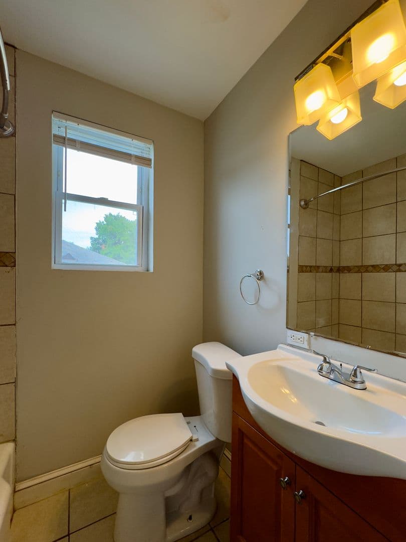 Baltimore Townhome: 5615 Belle Ave