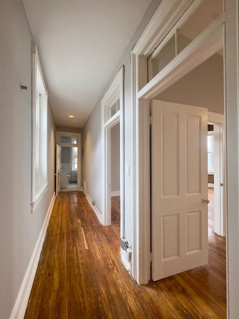 Baltimore Apartment: 1322-1324 Eutaw Pl