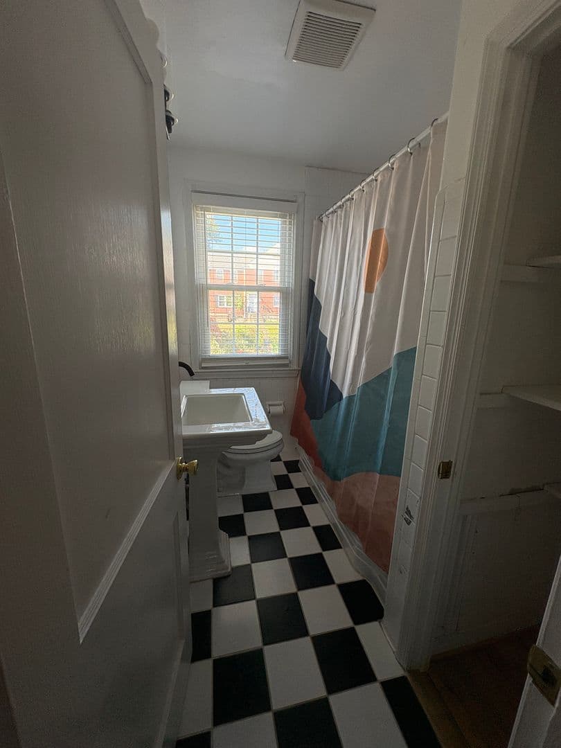 Towson Townhome: 8153 Glen Gary Rd