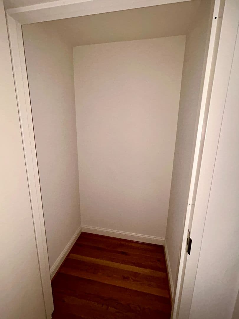 Baltimore Apartment: 311 W Baltimore St