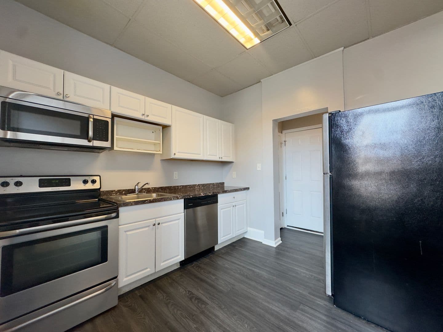 Baltimore Apartment: 914 N. Charles St