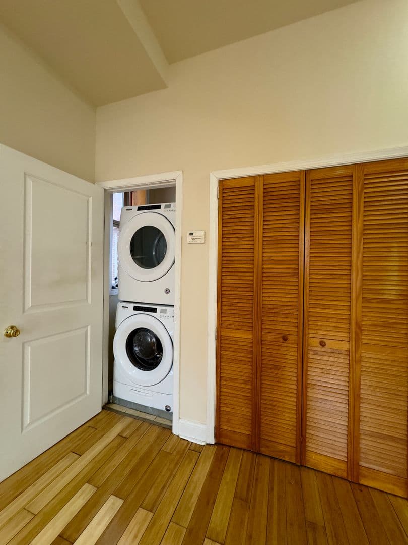 Baltimore Apartment: 2401 Brookfield Ave