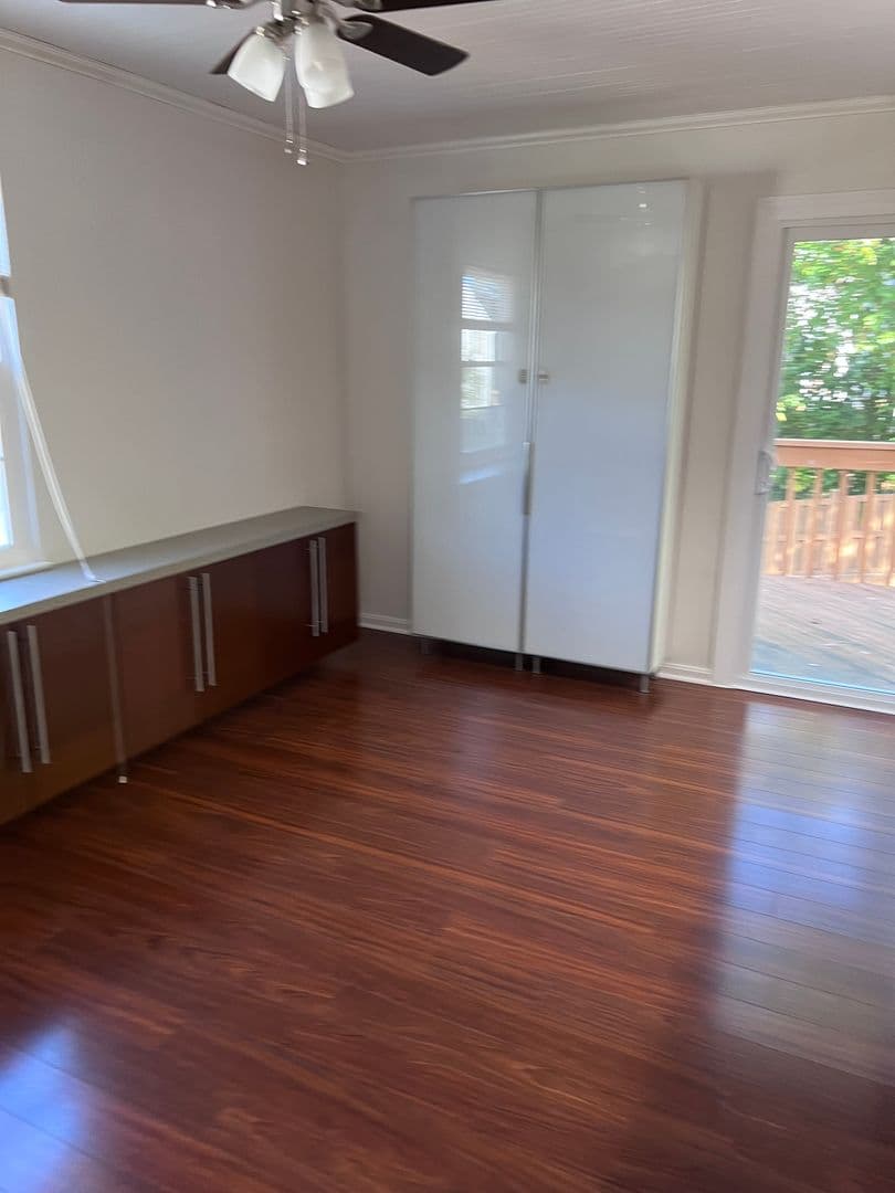 Nottingham Townhome: 14 Minte Dr