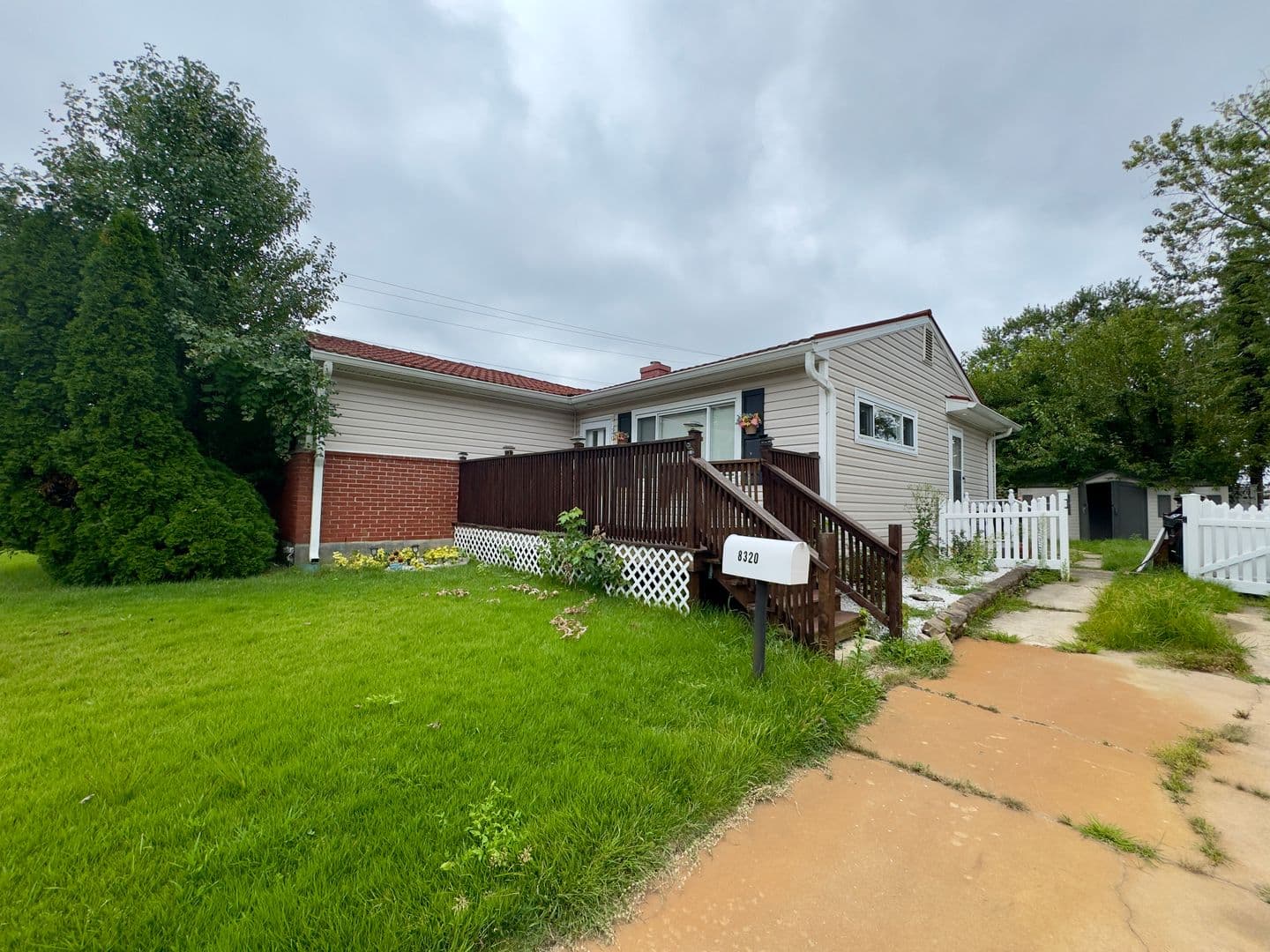 Parkville House: 8320 Old Harford Rd