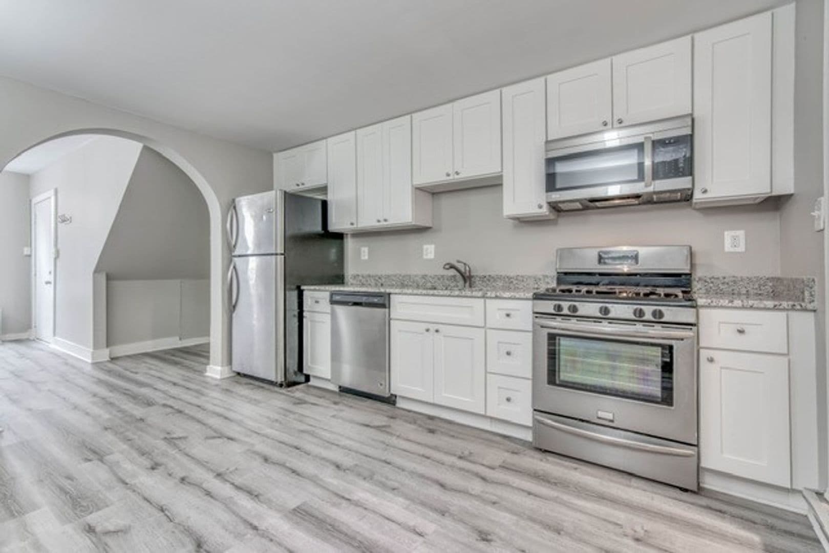 Baltimore Apartment: 102 S Wolfe Street