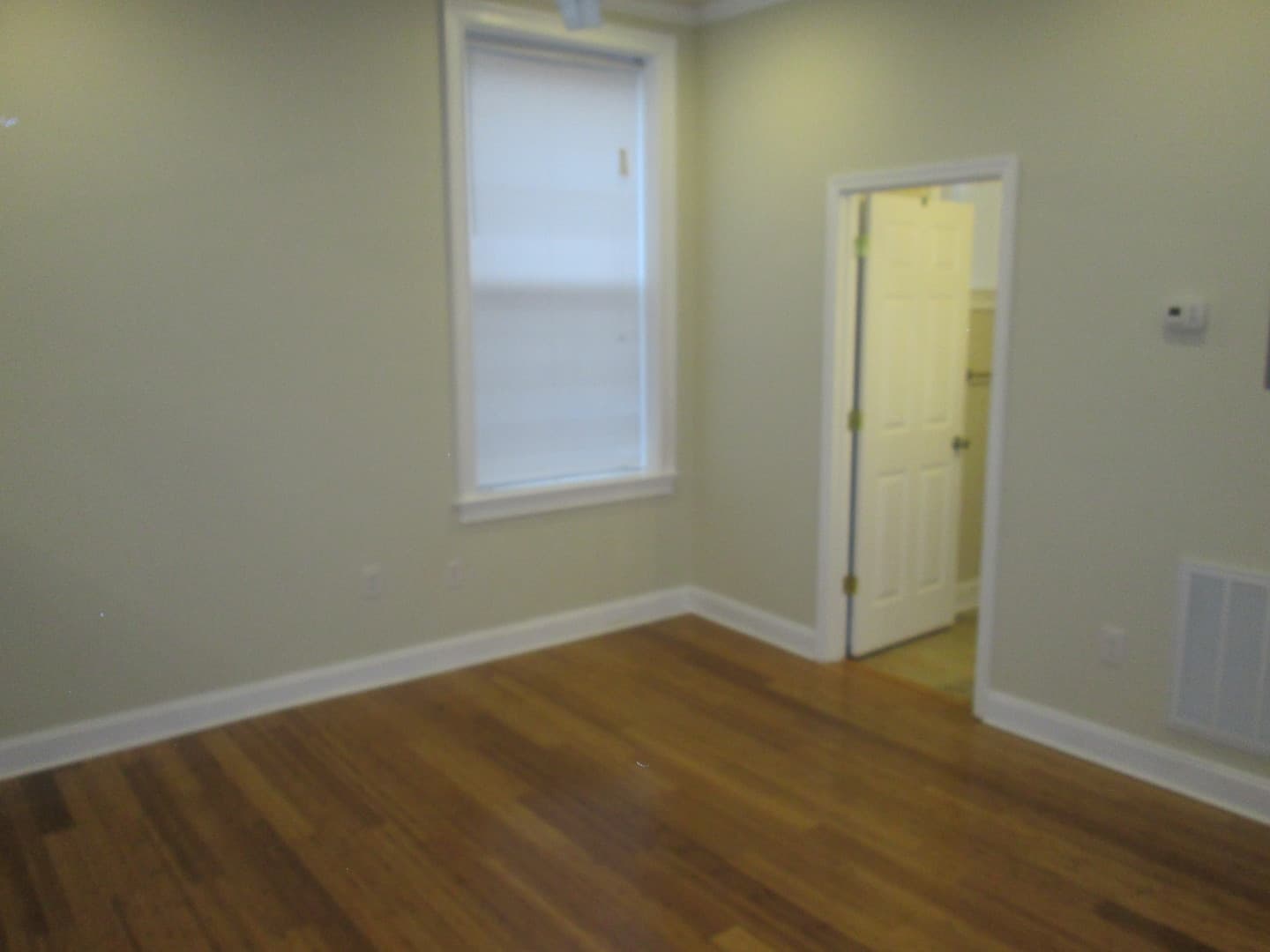 Baltimore Apartment: 817 Park Ave