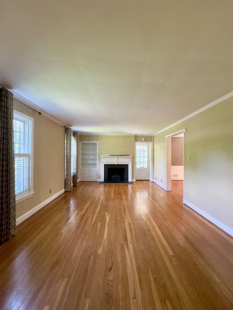 Baltimore House: 115 E Northern Pkwy