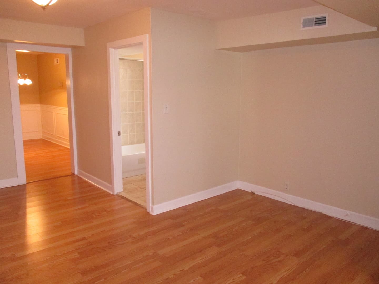 Baltimore House: 3539 Falls Rd