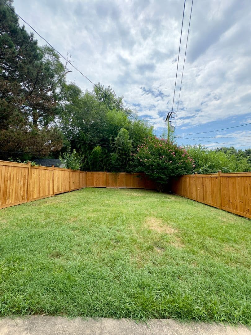 Nottingham Townhome: 205 Sipple Ave