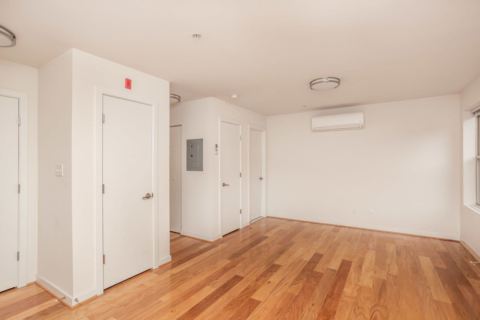Baltimore Apartment: 605 Park Ave