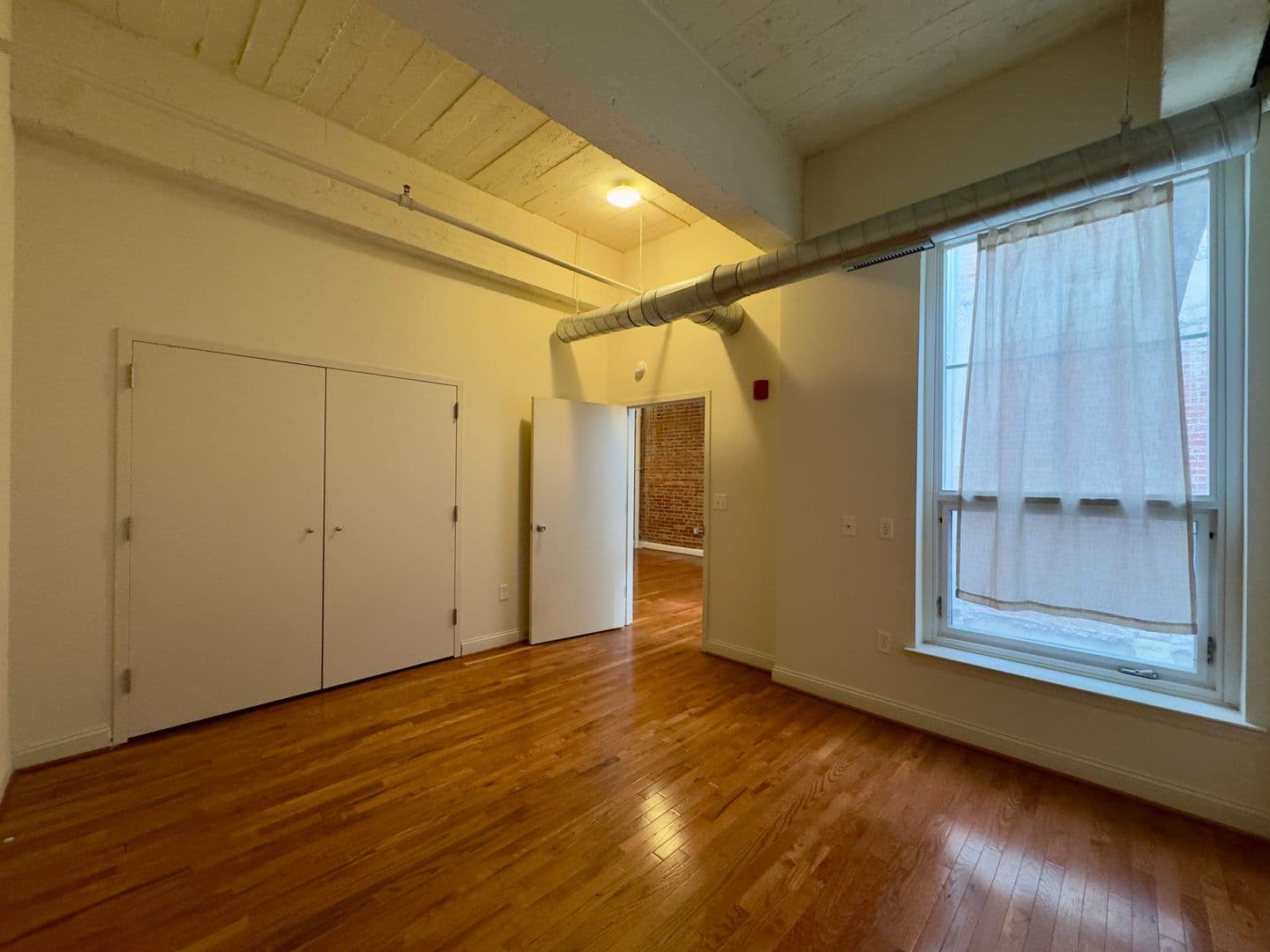 Baltimore Apartment: 311 W Baltimore St