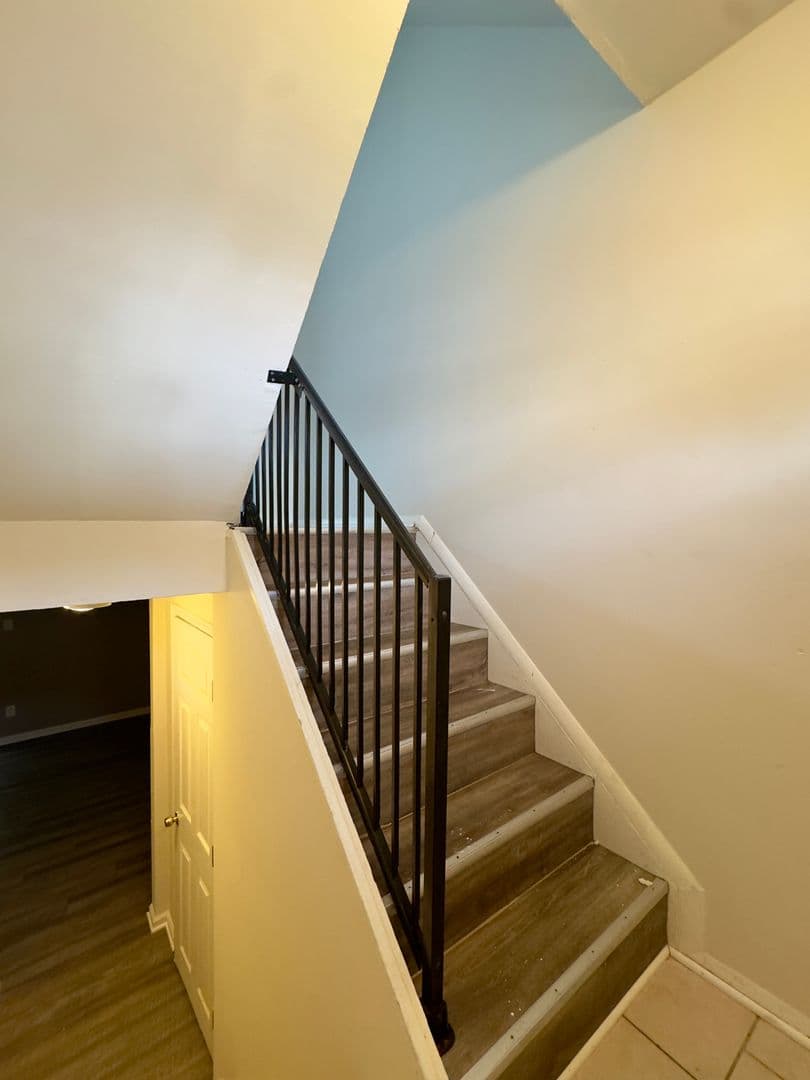 Edgewood Townhome: 1830 Eloise Ln