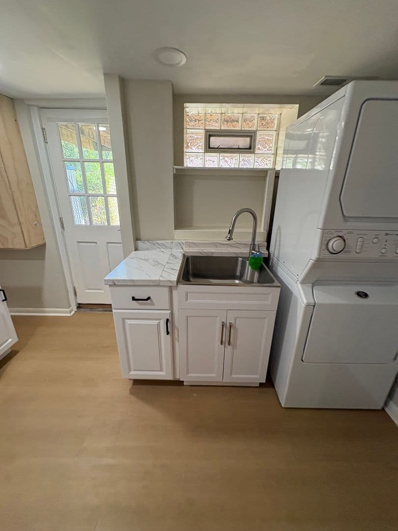 Towson Townhome: 8153 Glen Gary Rd