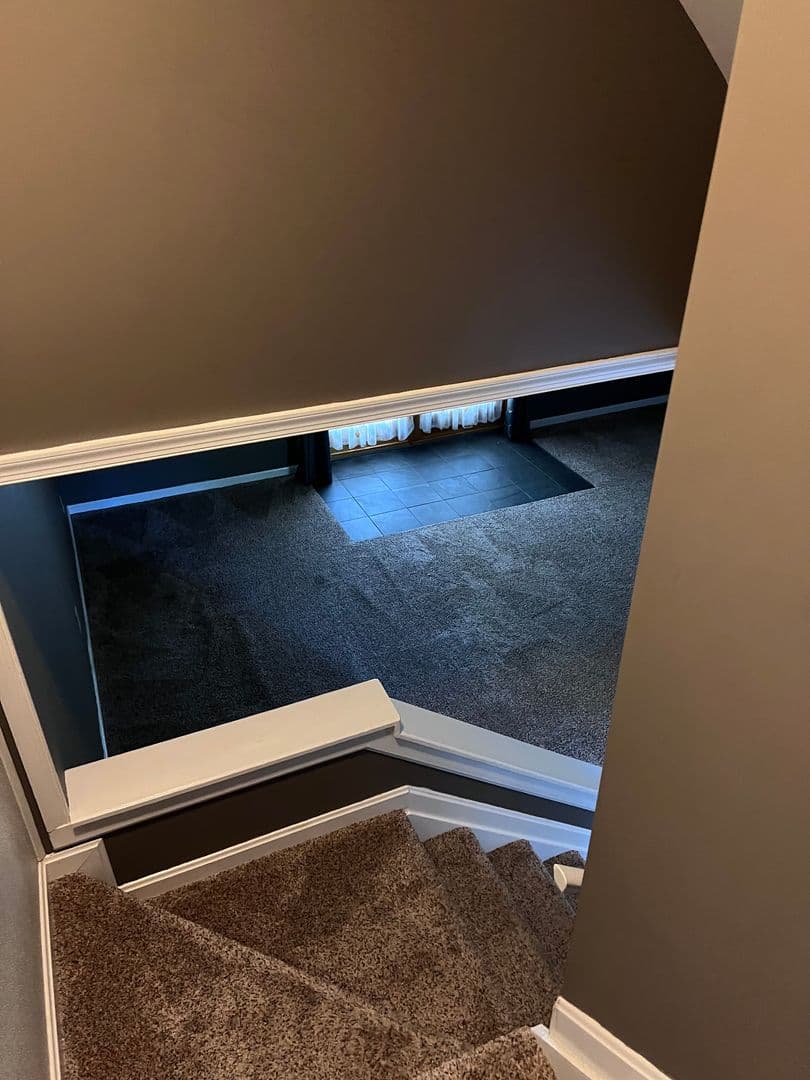 Nottingham Townhome: 14 Minte Dr