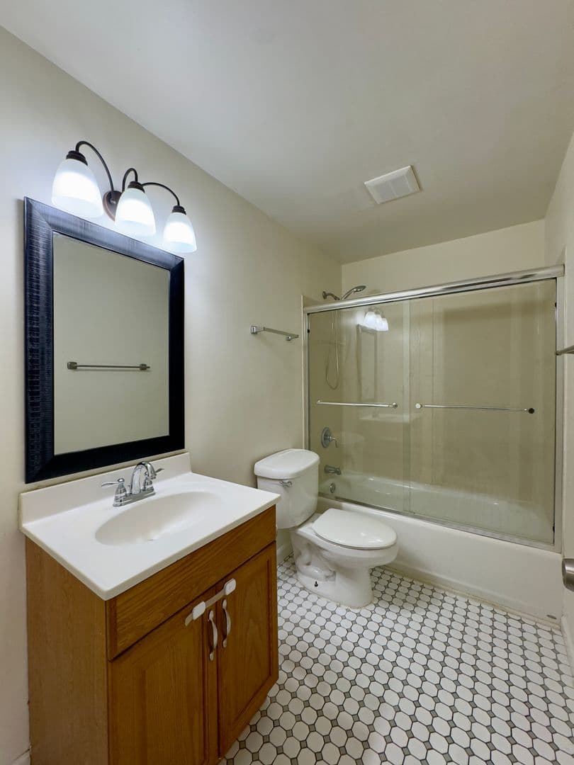 Baltimore Townhome: 5371 King Arthur Cir