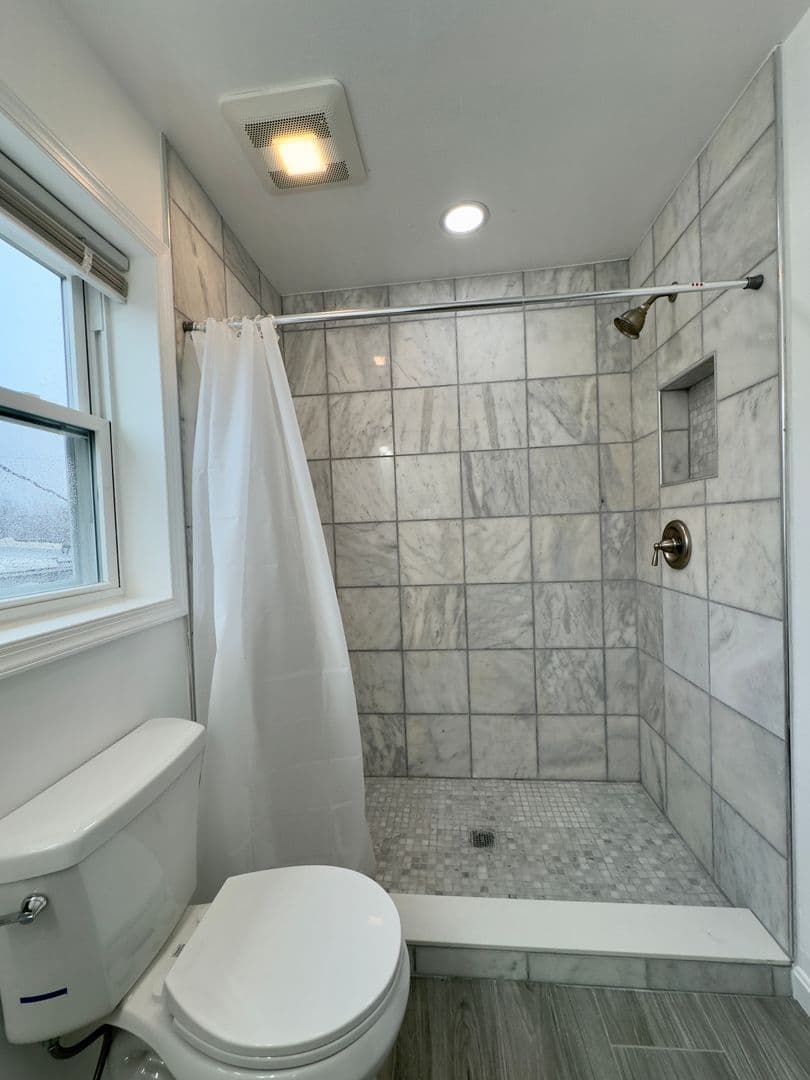 Baltimore Townhome: 3331 Beech Ave