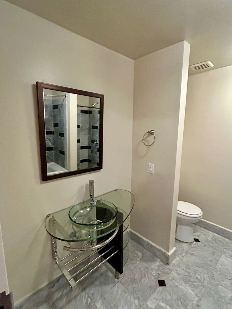 Baltimore Apartment: 311 W Baltimore St