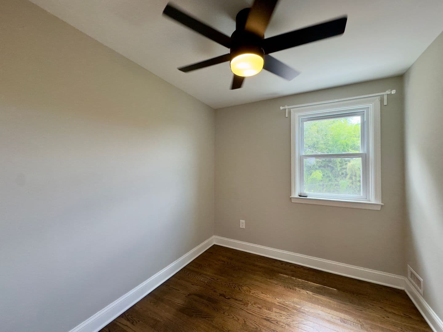 Nottingham Townhome: 205 Sipple Ave