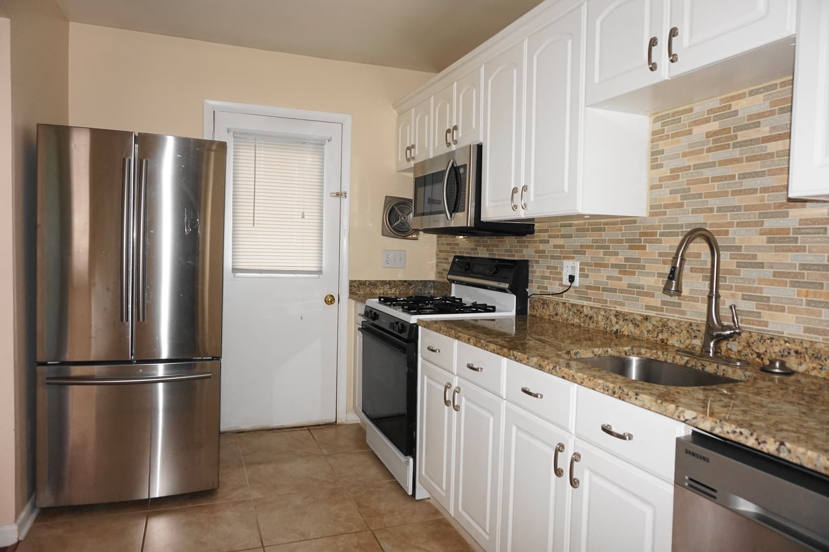 Nottingham Townhome: 8564 Gradien Drive