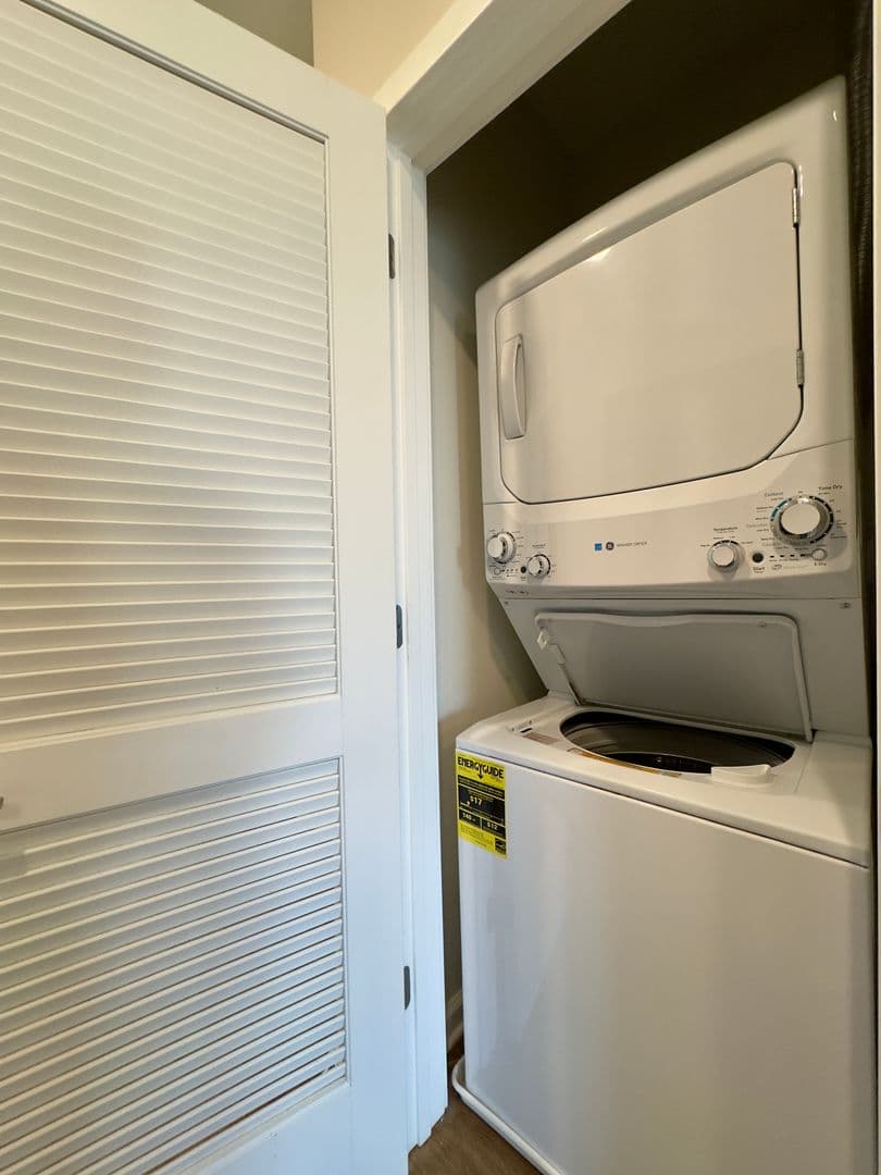 Baltimore Apartment: 4909 Hamilton Ave