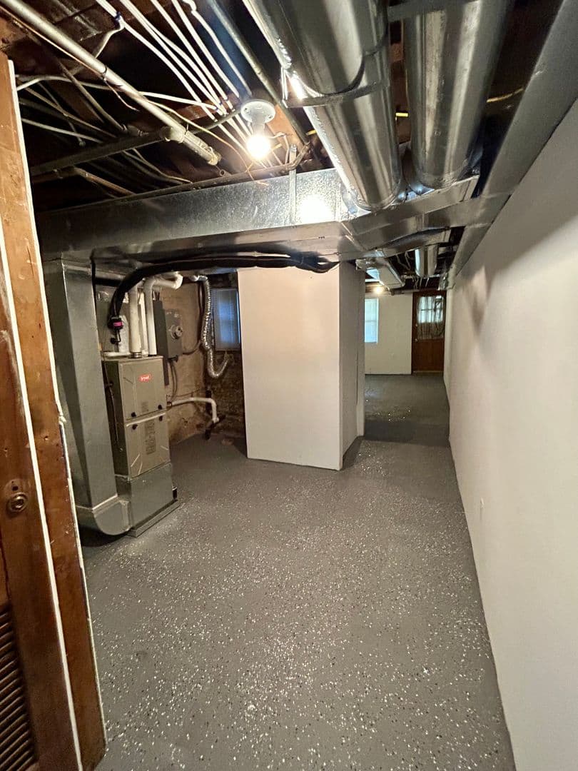 Baltimore Townhome: 3331 Beech Ave