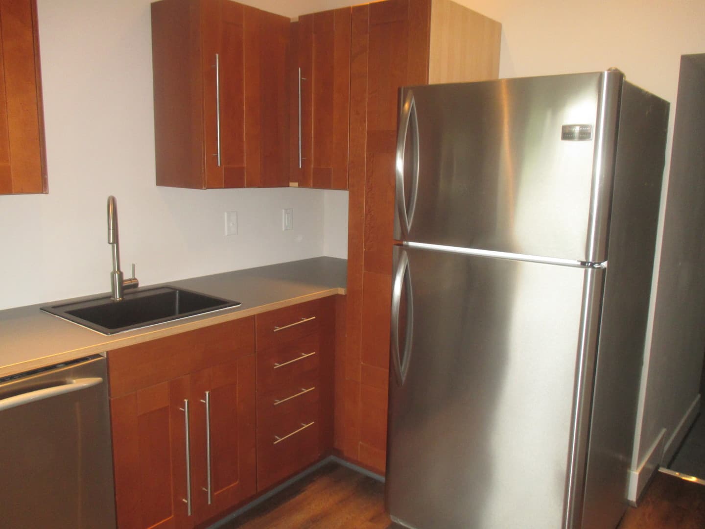 Baltimore Apartment: 1911 E Pratt St