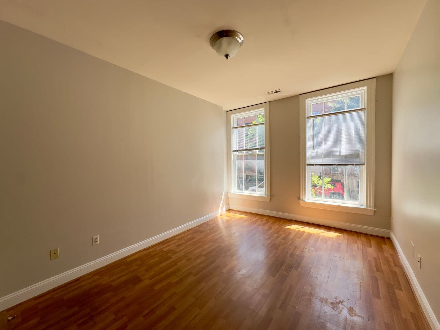 Baltimore Apartment: 908 N Calvert St