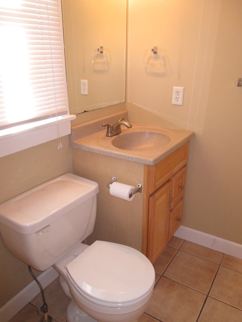 Baltimore House: 3539 Falls Rd