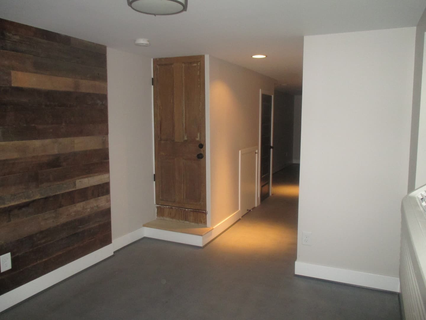 Baltimore Apartment: 1911 E Pratt St