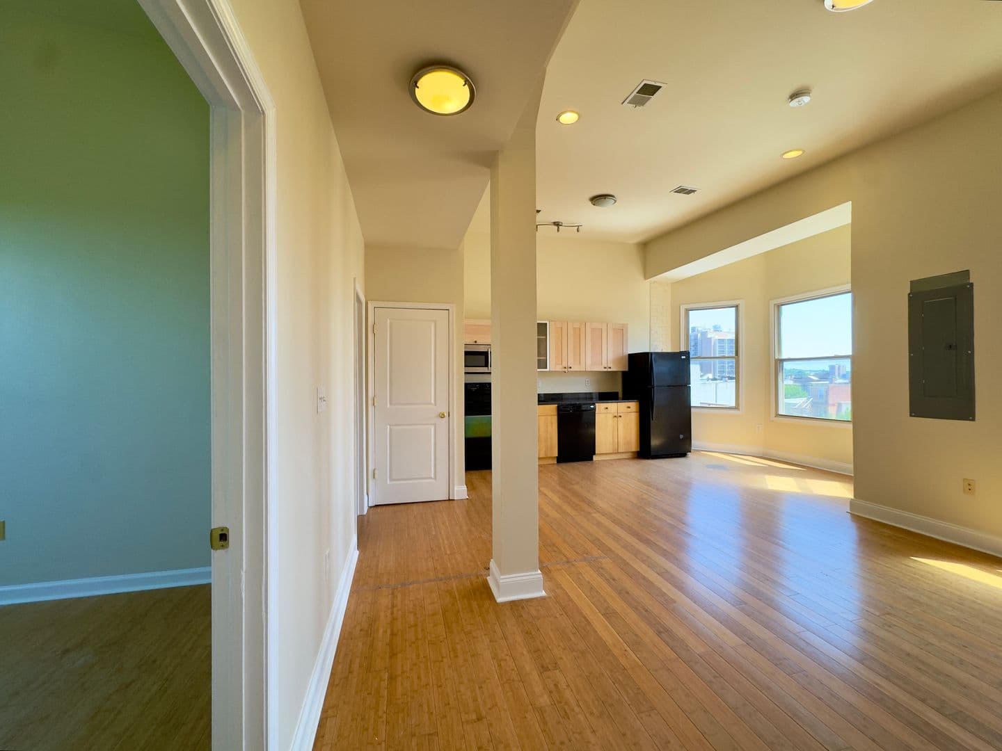 Baltimore Apartment: 2401 Brookfield Ave
