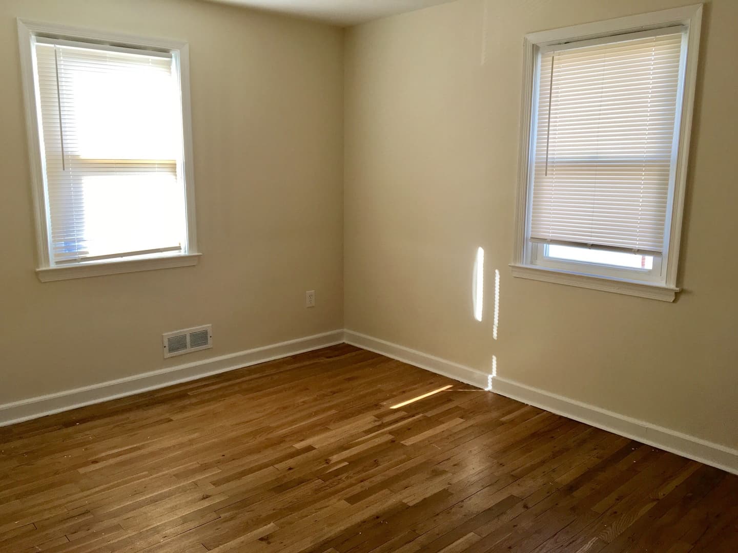 Baltimore Townhome: 7226 Bridgewood Dr