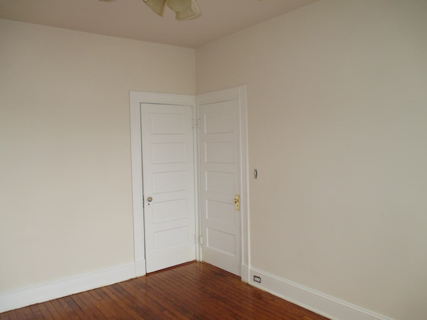 Baltimore Apartment: 902 W 37th St