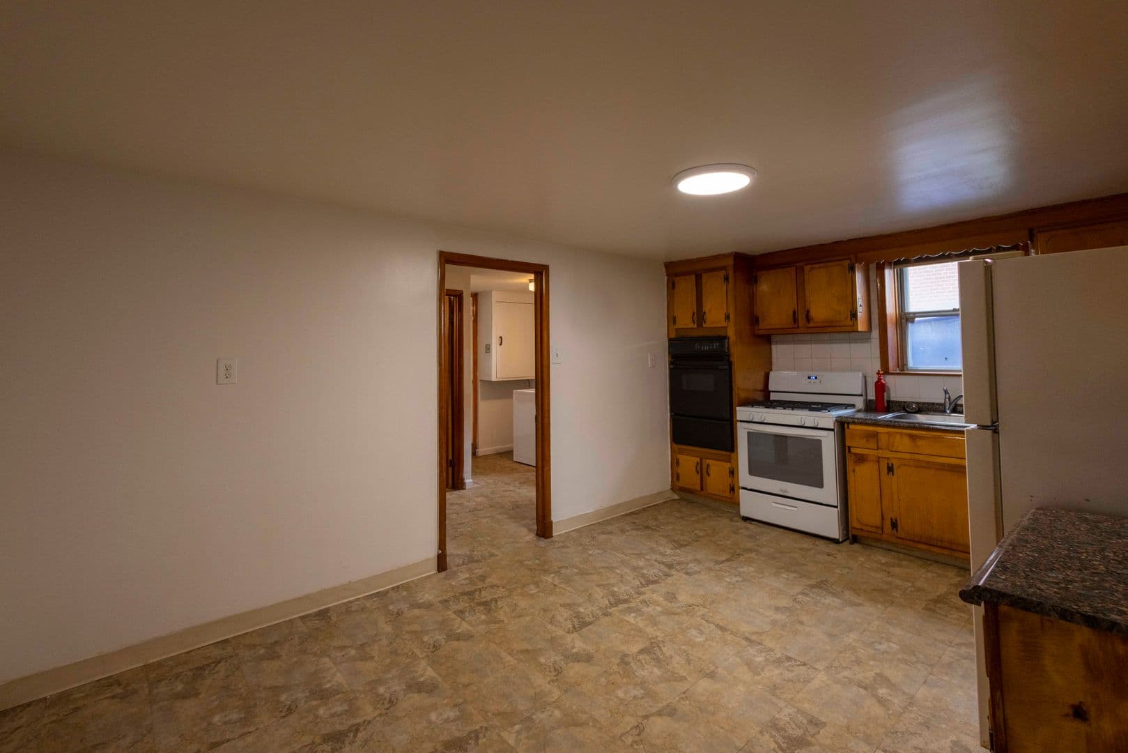 Baltimore Apartment: 4806 Sipple Ave