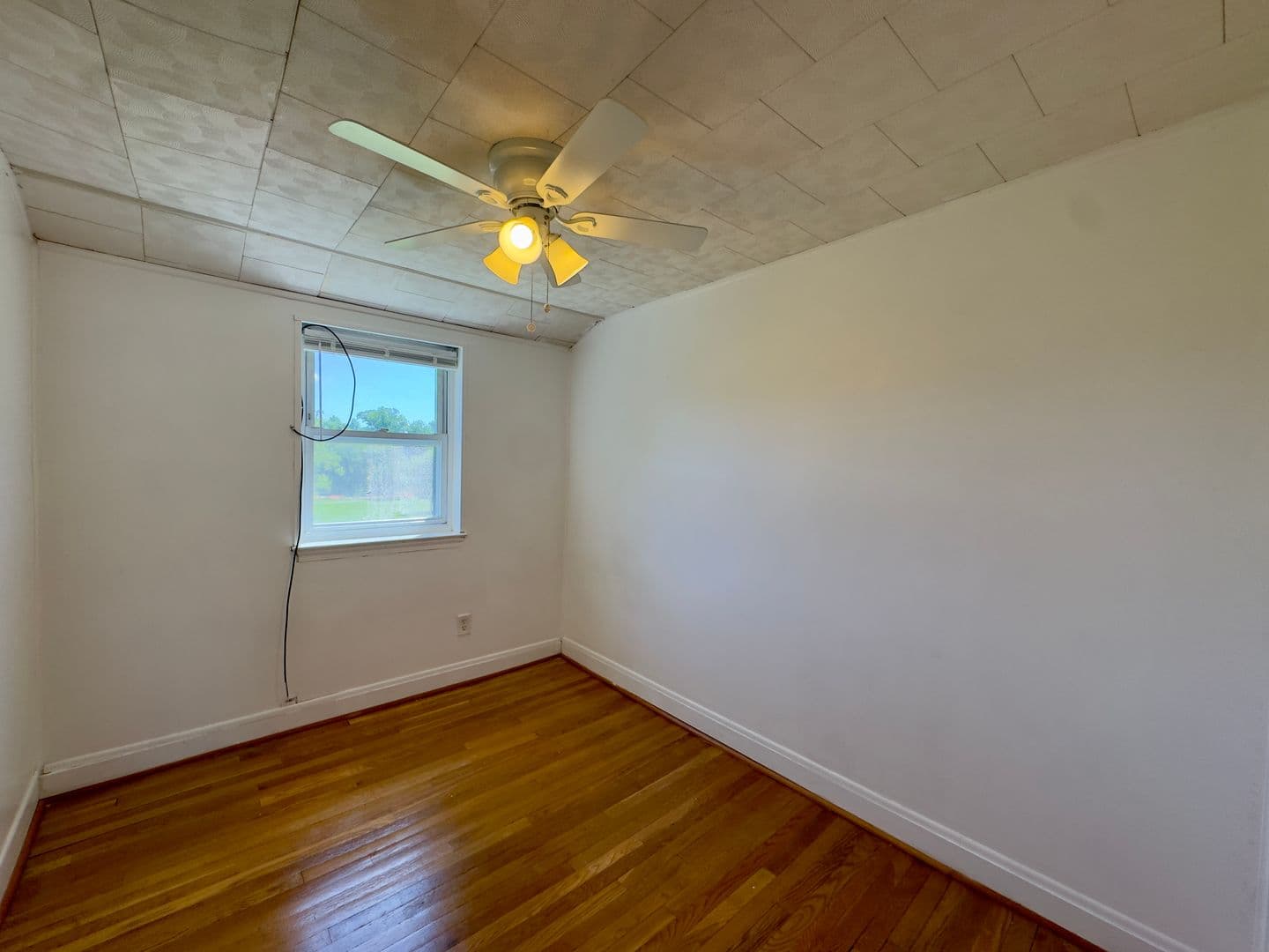 Baltimore Townhome: 5781 Edgepark Rd