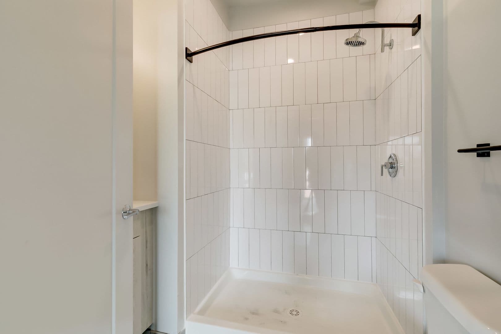 Baltimore Apartment: 115 W Hamburg