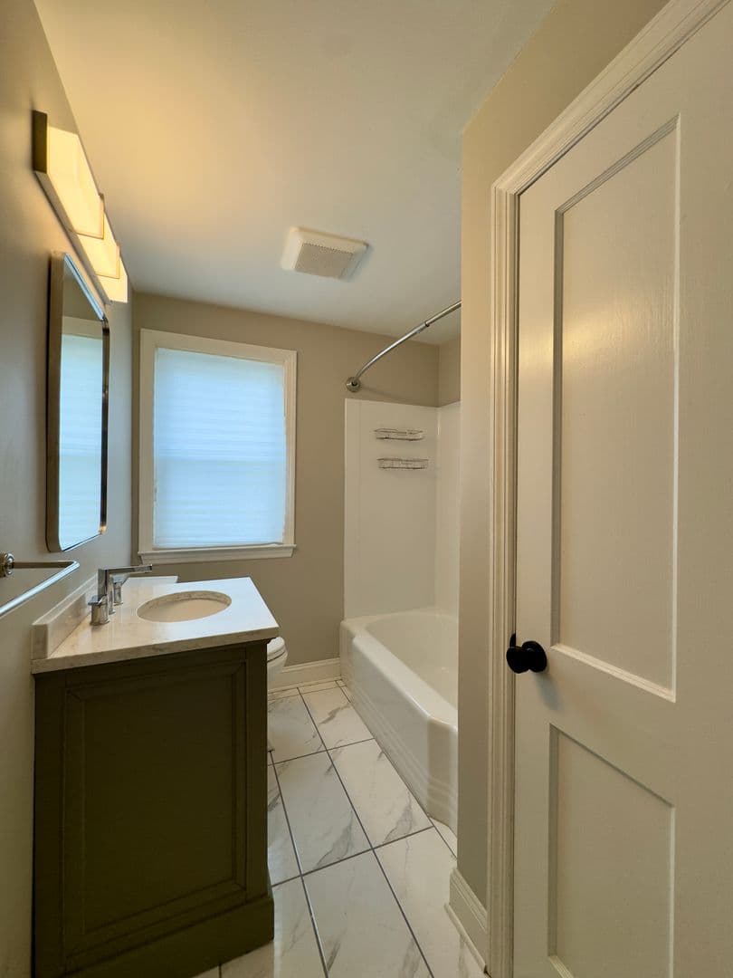 Nottingham Townhome: 205 Sipple Ave