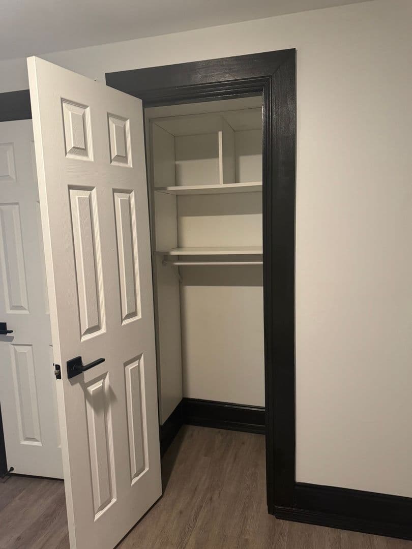 Baltimore Apartment: 1021 St Paul Street