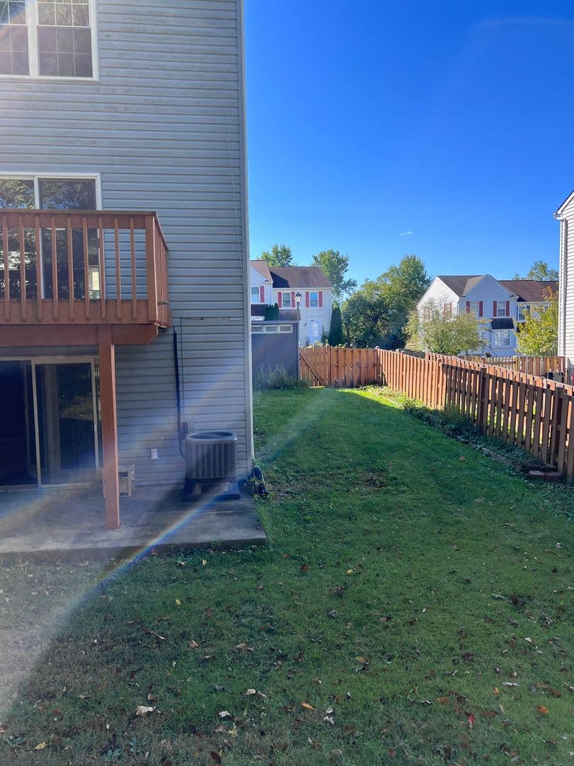 Nottingham Townhome: 14 Minte Dr