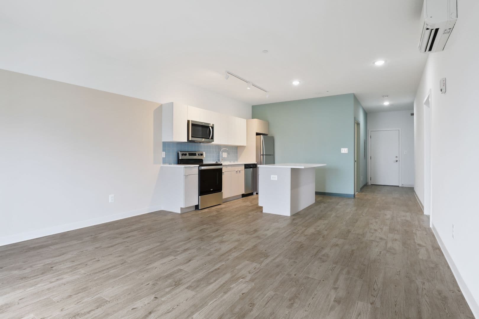 Baltimore Apartment: 906 Trinity Street
