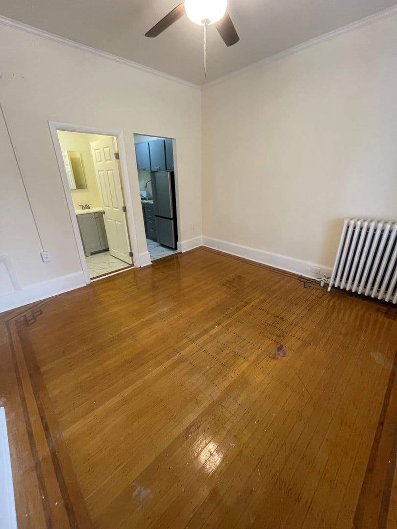 Baltimore Apartment: 3007 N Calvert St