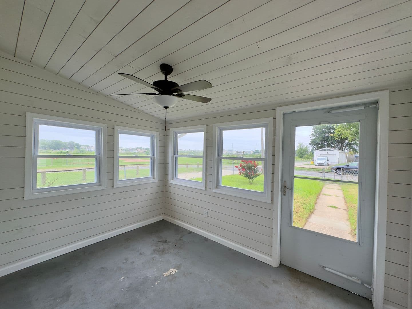 Dundalk House: 2113 Larkhall Road