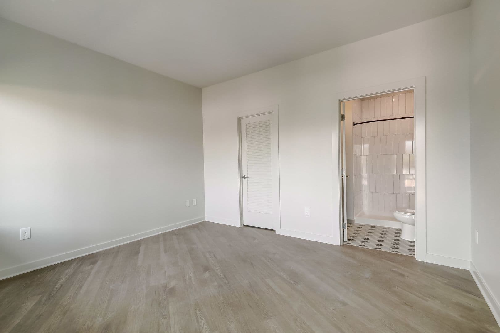 Baltimore Apartment: 115 W Hamburg