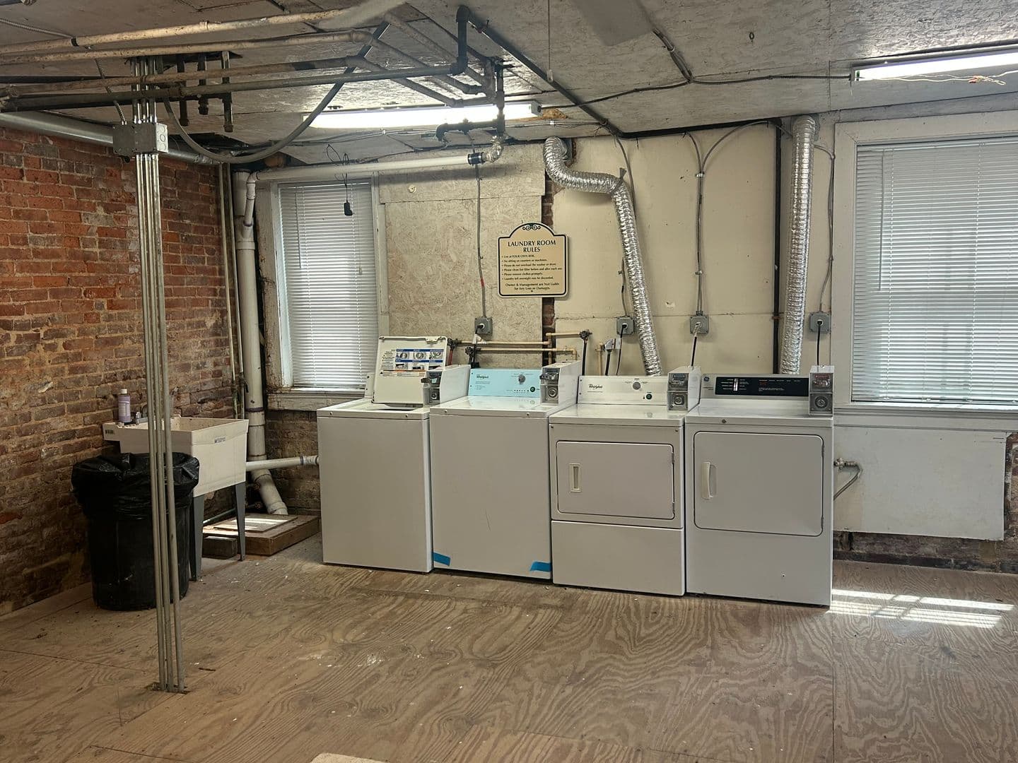 Baltimore Apartment: 1322-1324 Eutaw Pl