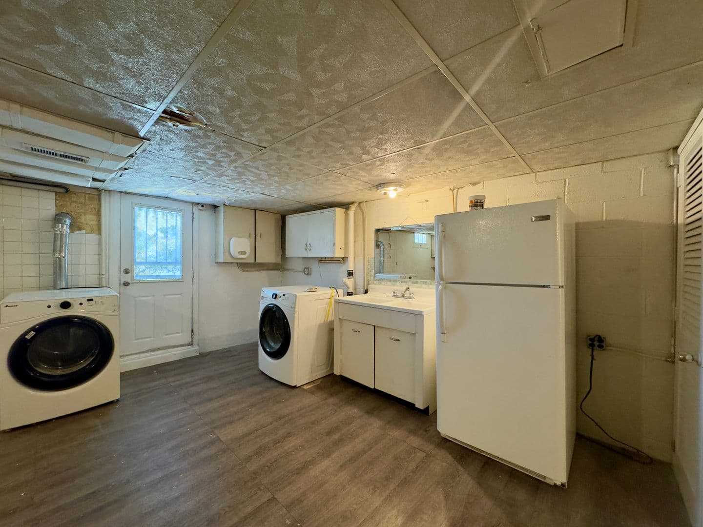 Baltimore Townhome: 5781 Edgepark Rd