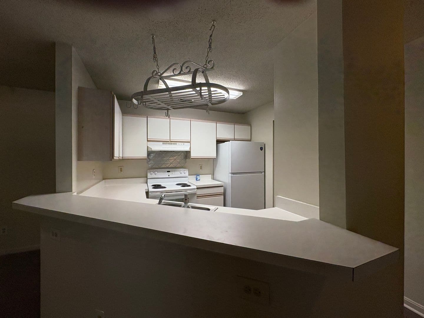Parkville Condo: 3 Ashlar Hill Ct.