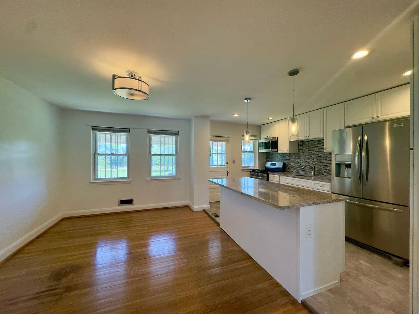Baltimore Townhome: 5781 Edgepark Rd